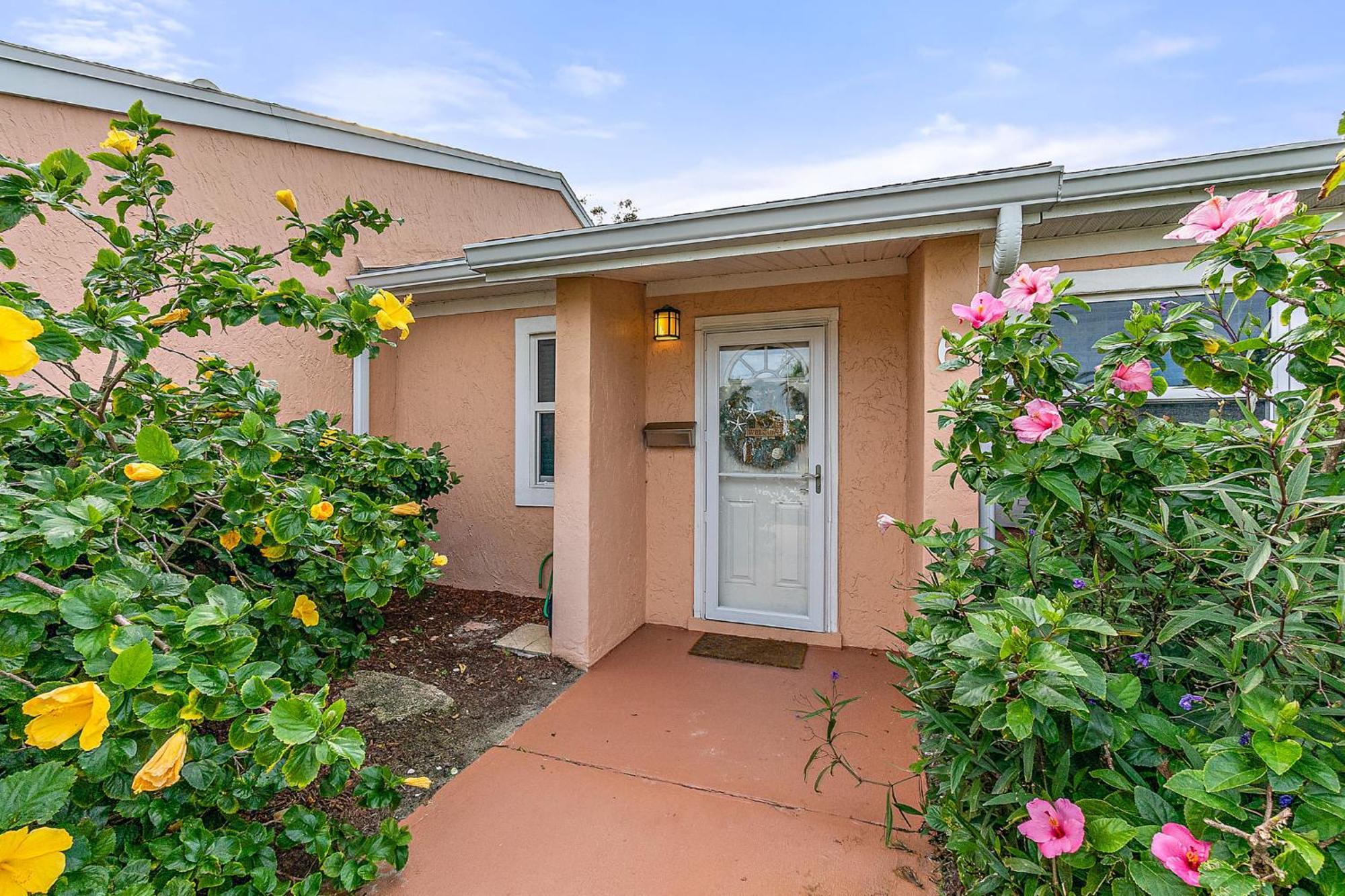 Island Oasis - 3Br 2Ba - Steps To The Ocean! Villa St. Augustine Exterior photo